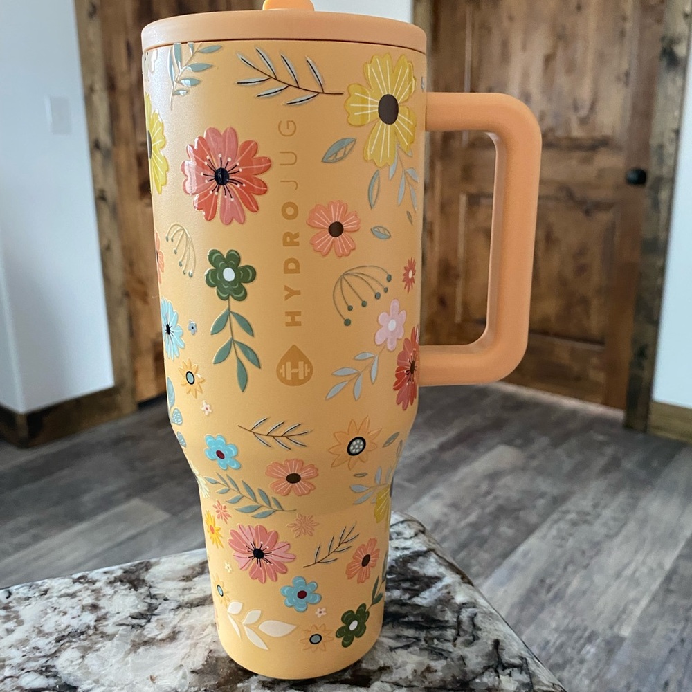 HydroJug Peach Floral Tumbler marigold